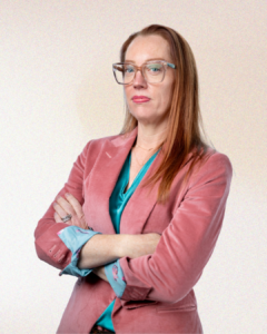 A photo of neurosurgeon Betsy Grunch